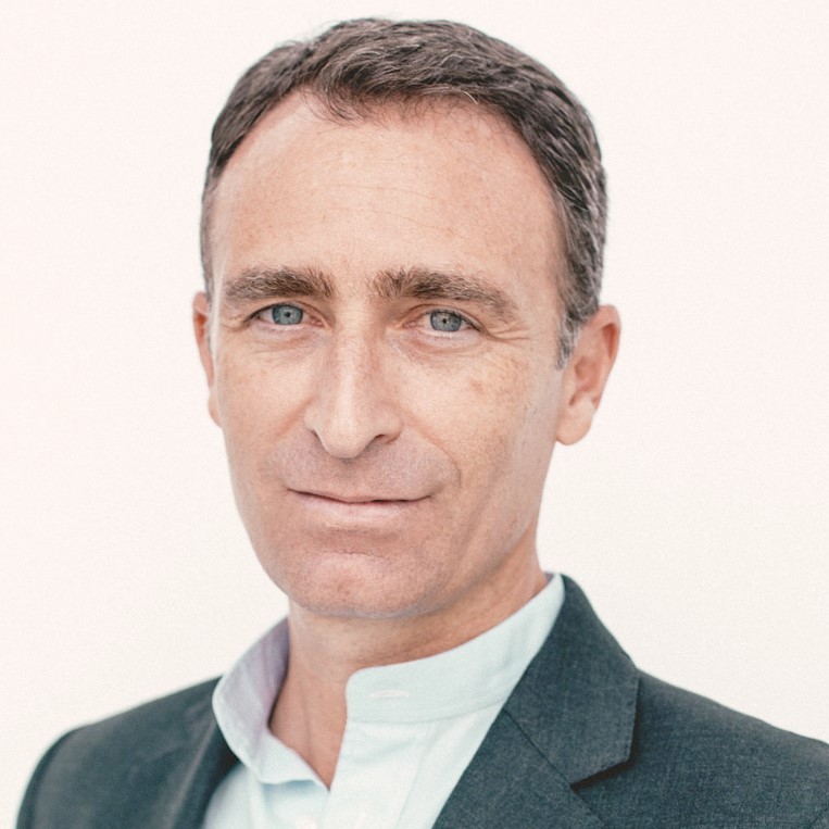 Álvaro González Alorda